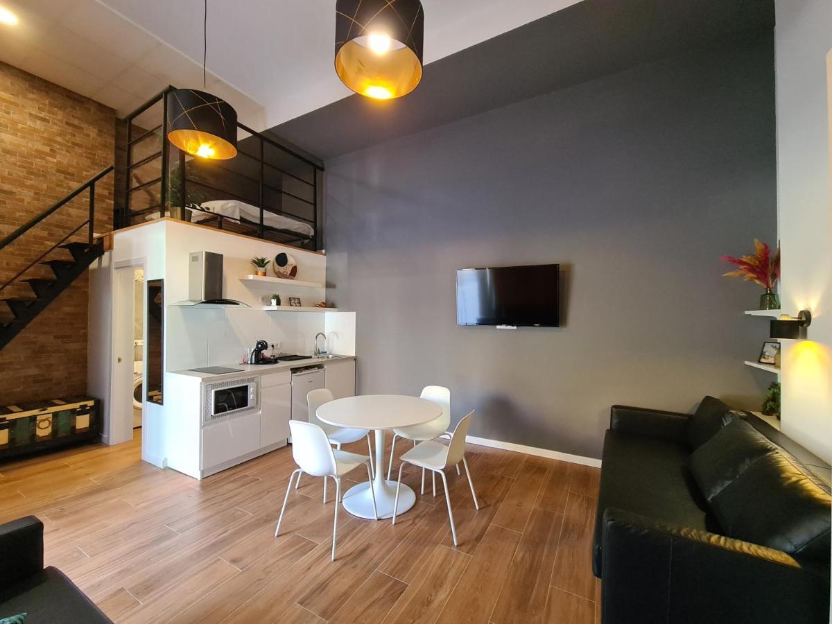 Hlius Brand New Apartments Валенсія Екстер'єр фото