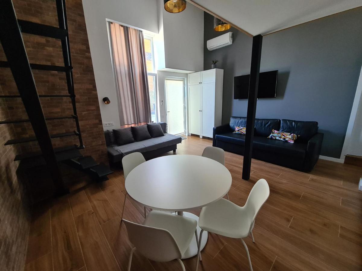 Hlius Brand New Apartments Валенсія Екстер'єр фото