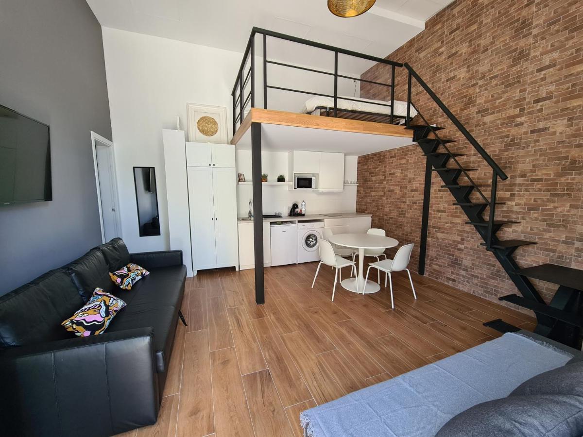 Hlius Brand New Apartments Валенсія Екстер'єр фото